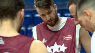 Latvijas basketbola izlase aizvada treniņus pirms spēles ar Melnkalni