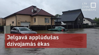 Jelgavā applūdušas dzīvojamās ēkas