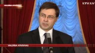 Valdis Dombrovskis paziņo par atkāpšanos