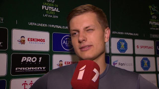 Latvijas U-19 telpu futbola izlase aizvada pēdējo treniņu pirms turnīra. Renārs Šķesters Kambals