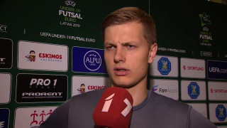 Latvijas U-19 telpu futbola izlase aizvada pēdējo treniņu pirms turnīra. Renārs Šķesters Kambals
