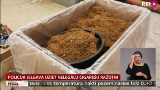 Policija Jelgavā uziet nelegālu cigarešu ražotni