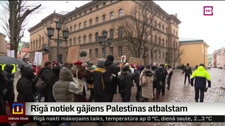 Rīgā notiek gājiens Palestīnas atbalstam