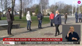 Jelgavā par Covid-19 vakcīnām liela interese