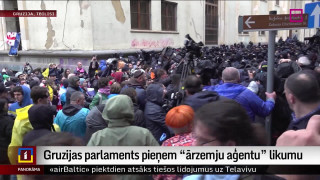 Gruzijas parlaments pieņem "ārzemju aģentu" likumu