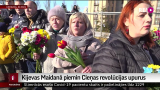Kijevas Maidanā piemin Cieņas revolūcijas upurus