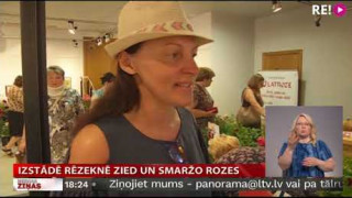 Izstādē Rēzeknē zied un smaržo rozes