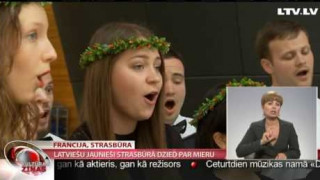 Latviešu jaunieši Strasbūrā dzied par mieru