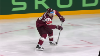 Latvijas hokejisti čempionātu sāk ar zaudējumu Kanādai