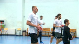 Latvijas handbola izlase gatavojas Rīgas Domes kausa izcīņai