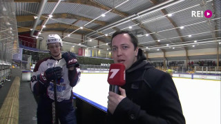 Hokeja čempionāta pusfināla 3.spēle HK "Liepāja" - "Zemgale/LLU". Intervija ar Klāvu Veinbergu