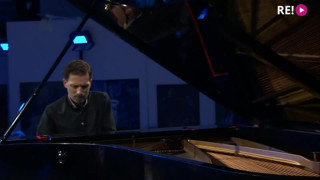 Lūcija Garūta "Prelūdija Nr.2 Mi mažorā", pianists Reinis Zariņš