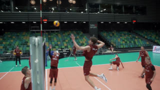Latvijas volejbola izlase pirms spēles pret Somiju Eiropas čempionāta kvalifikācijā