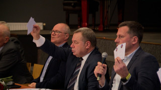 Latvijas Jātnieku federācijas prezidents Blaus saglabā amatu