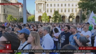 Ungārijā protestē pret nodokļu reformu