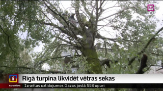 Rīgā turpina likvidēt vētras sekas