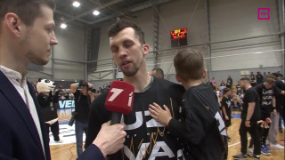 Latvijas Basketbola līgas finālsērijas 5. spēle "VEF Rīga" - BK "Ventspils". Intervija ar Arti Ati