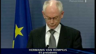 Hermanis van Rompejs tiekas ar Valdi Dombrovski