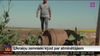 Ukraiņu zemnieki kļūst par atmīnētājiem