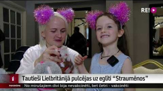 Tautieši Lielbritānijā pulcējas uz eglīti "Straumēnos"