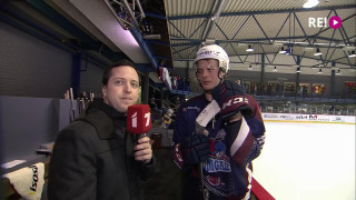 Hokeja čempionāta fināla 2.spēle "Zemgale/LLU" - "Olimp/Venta 2002". Intervija ar Klāvu Veinbergu