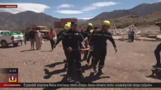Marokā turpinās glābšanas darbi pēc zemestrīces