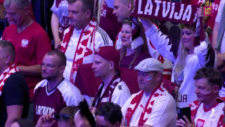 Pasaules hokeja čempionāta spēle Polija - Latvija. Pēc uzvaras skan Latvijas himna