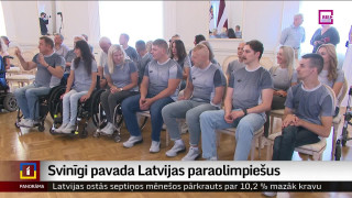 Svinīgi pavada Latvijas paraolimpiešus