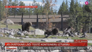 Jeloustounā lāči testē konteineru izturību