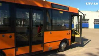 Nav skaidrības, kā izmantot Rīgas skolām piešķirtos autobusus