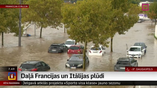 Spēcīgi plūdi skāruši daļu Francijas un Itālijas