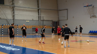 Latvijas telpu futbola izlase aizvada treniņus